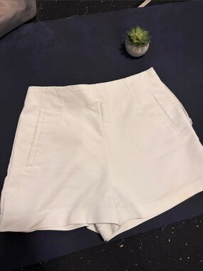 Zara White High-Waist Tailored Shorts